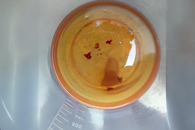 液壓油油質劣化出現(xiàn)絮狀物怎么回事（附解決辦法）